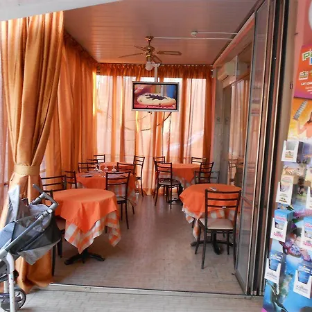 Ottavia Otel Rimini