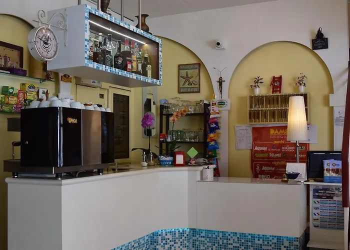 Ottavia ホテル 2*