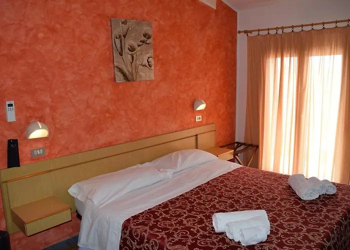 Ottavia Hotel 2*